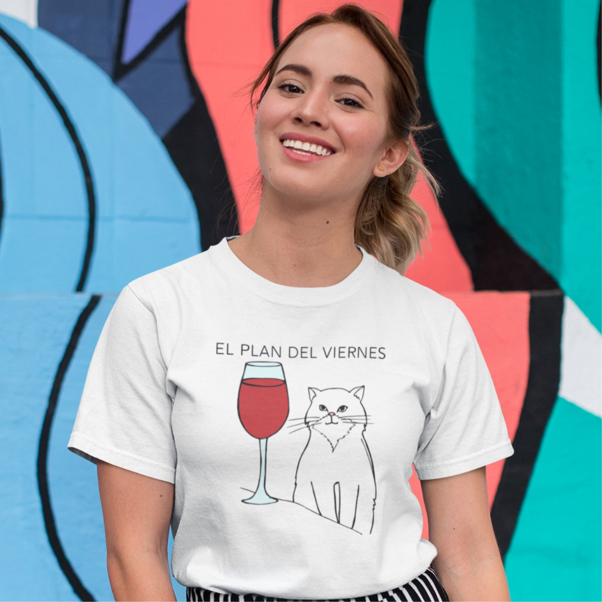 White Unisex T-shirt El plan del viernes