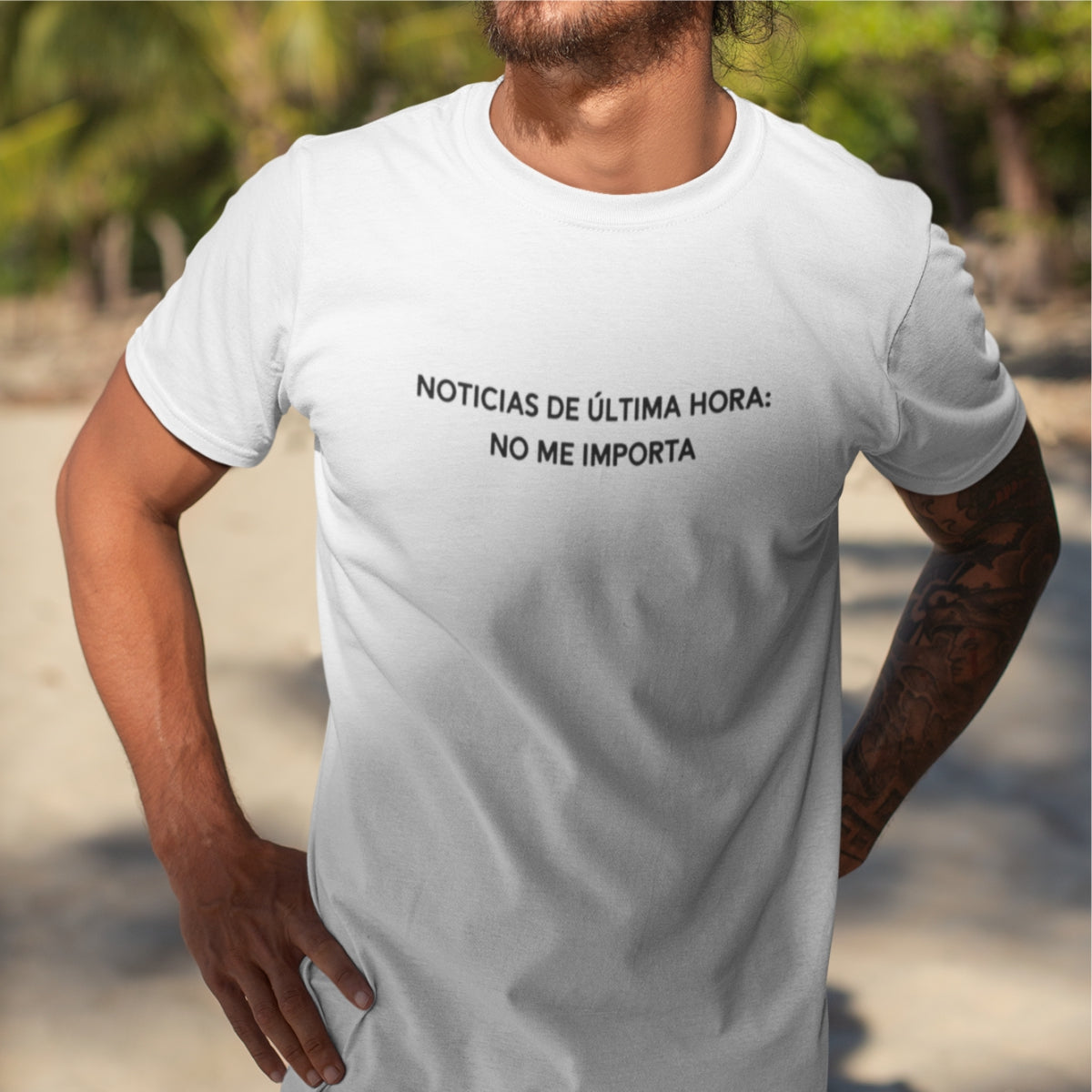White Unisex T-shirt Noticias